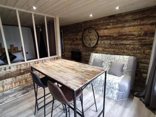 La Darbella - Style chalet de montagne Hotel in Dole
