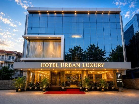 Hotel CLARK-STON RESIDENCY Hotel in New Delhi