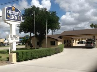 Freer Executive Inn and Studios Hotel in Rio Grande