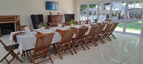 Cape Winelands Business Villas Hotel in Cape Town