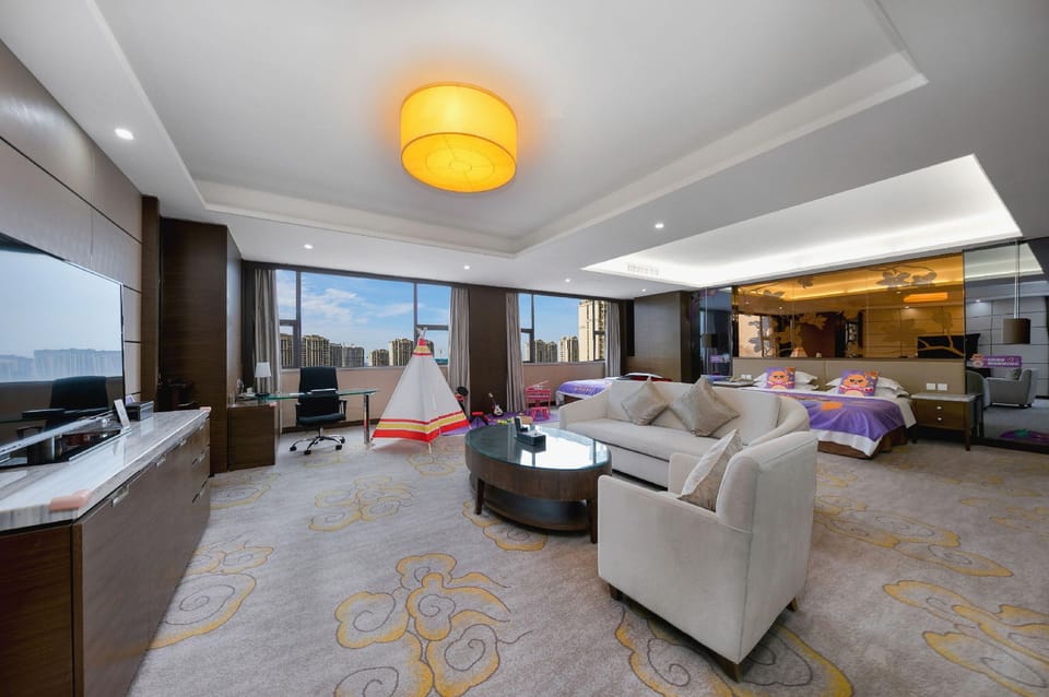 Hanting Premiun Hotel Huai'an Zhou'enlai Memorial Hotel in Jiangsu