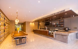 Hanting Premium Hotel Haining China Leather City Hotel in Hangzhou