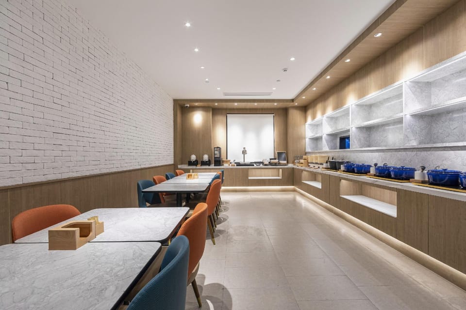 Hanting Hotel Shanghai Xujiahui Wanping South Road Hotel in Shanghai
