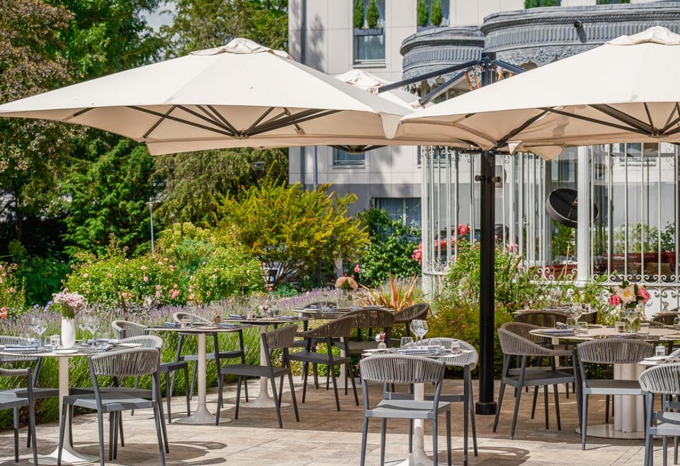 Château Belmont Tours by The Crest Collection Hotel in Tours