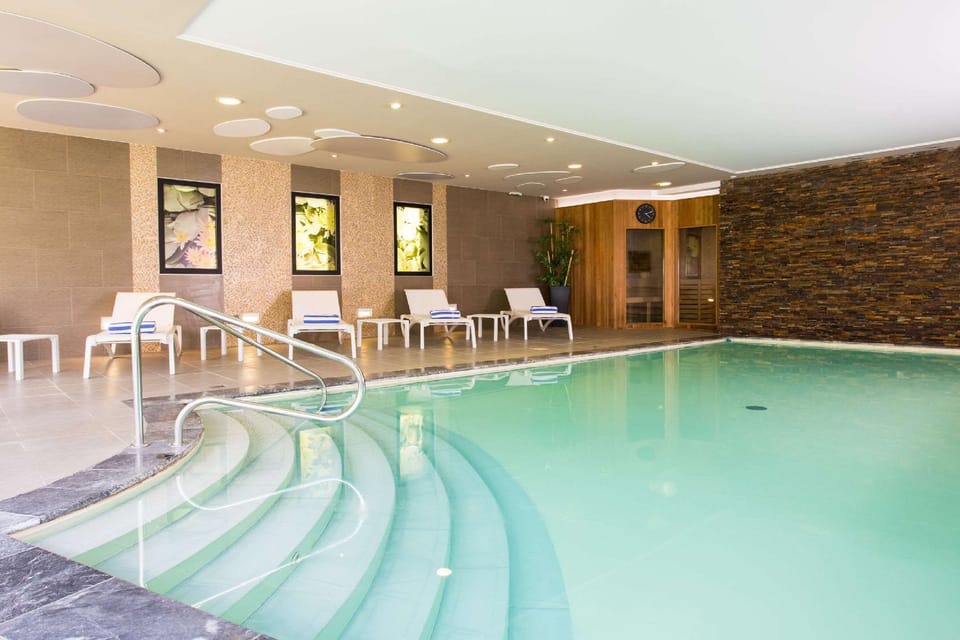 Château Belmont Tours by The Crest Collection Hotel in Tours