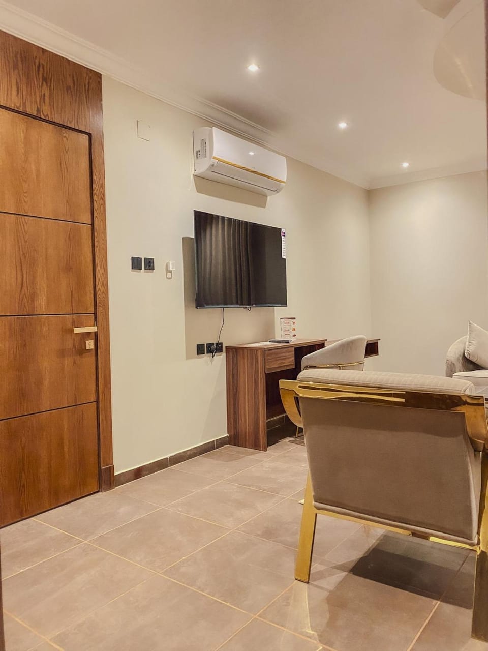 Comfort Inn Suites Riyadh Hotel in Riyadh