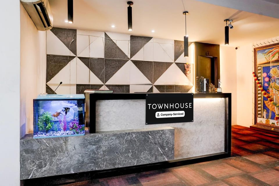 Townhouse PBG Mall Vashi Hotel in Maharashtra