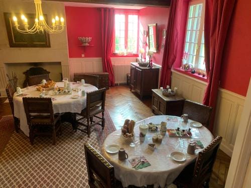 Le Manoir des Breholles Hotel in Normandy