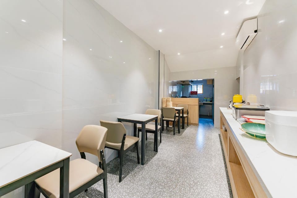 Qingmu Selected Hotel (Nanjing South Station Hedingqiao Subway Station Branch) Hotel in Nanjing