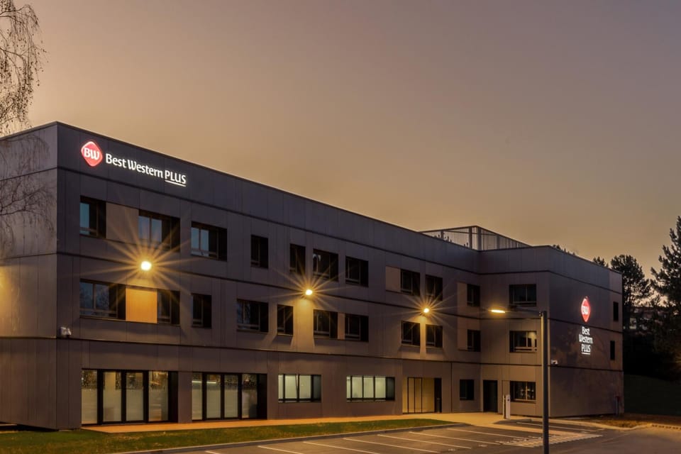 Best Western Plus Le Conquerant Rouen Nord Hotel in Normandy