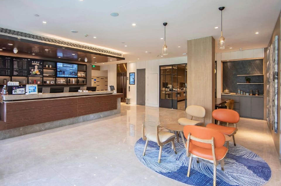 Hanting Premium Hotel Beijing Shilihe Metro Station Hotel in Beijing