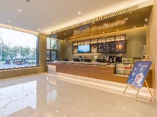 Hanting Premium Hotel Hefei Feidong Yuzhou Central Plaza Hotel in Jiangsu