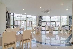 Starway Hotel Xuzhou Jinying People's Square Hotel in Jiangsu