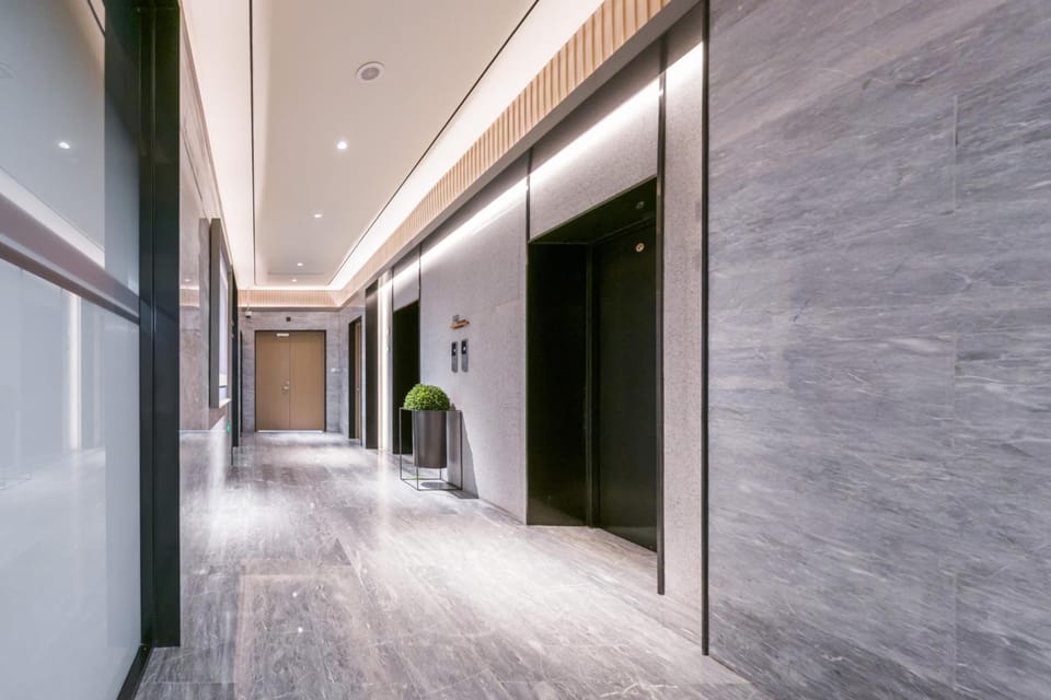 Ji Hotel Shanghai Meilong Wanhui International Plaza Hotel in Shanghai