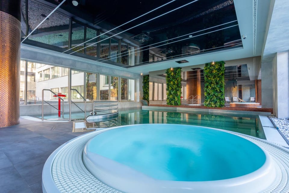 Hot tub