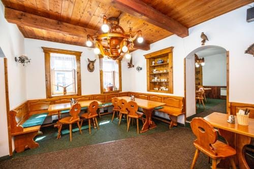 Hotel Svaty Hubert Hotel in Erzgebirgskreis