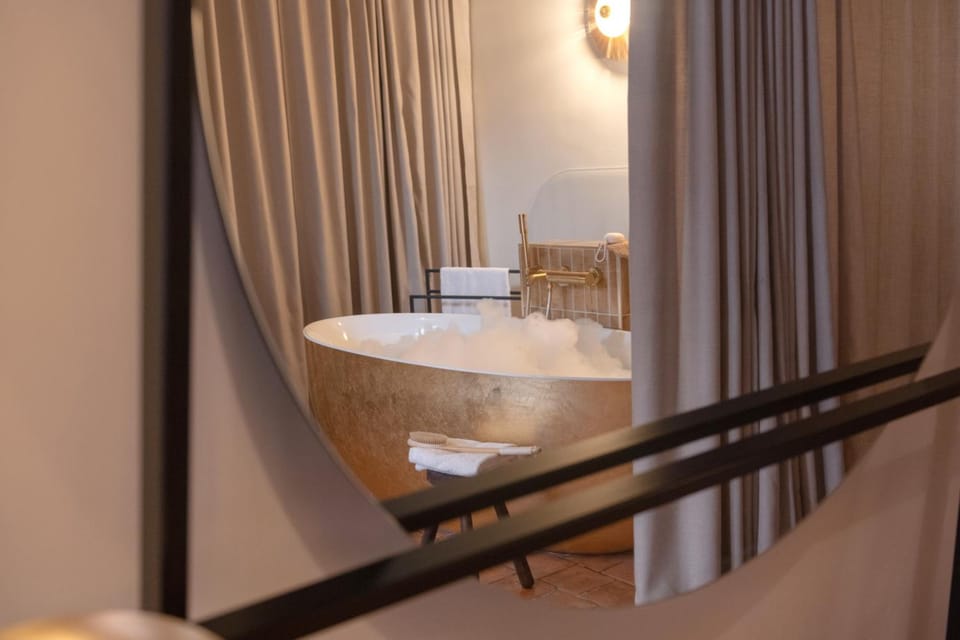 MiHotel Tour Rose Hotel in Lyon