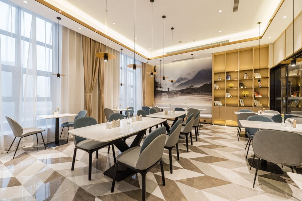 Atour Hotel Shaoxing Shangyu E-You Town Hotel in Zhejiang