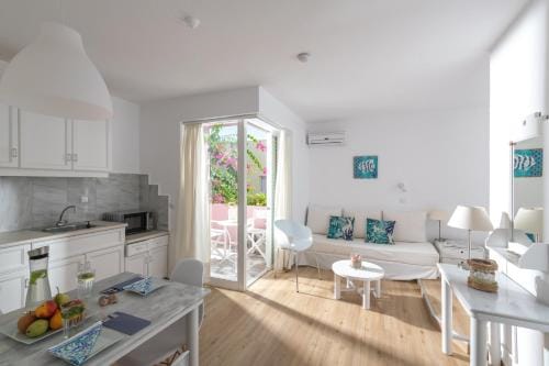 Talgo Suites Hotel in Stalida