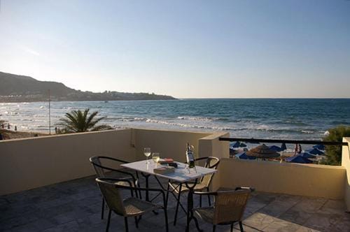 Talgo Suites Hotel in Stalida