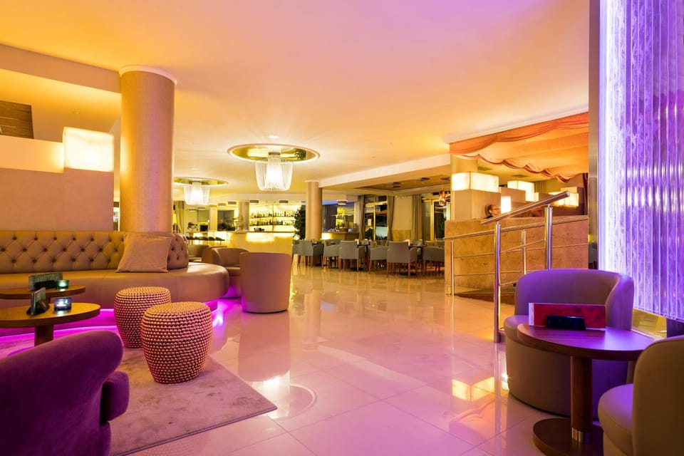 Beverly Park Hotel in Blanes