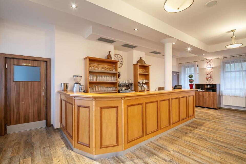 Bar/lounge