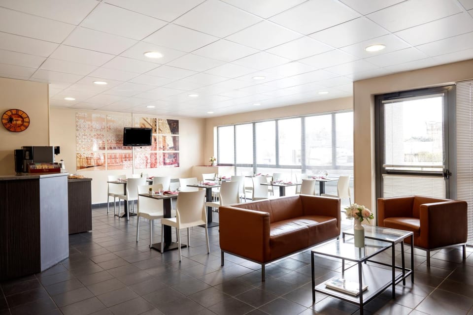 Séjours & Affaires Paris Vincennes Hotel in Vincennes