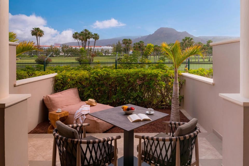HOTEL MARYLANZA SUITES & SPA Hotel in Playa de las Americas