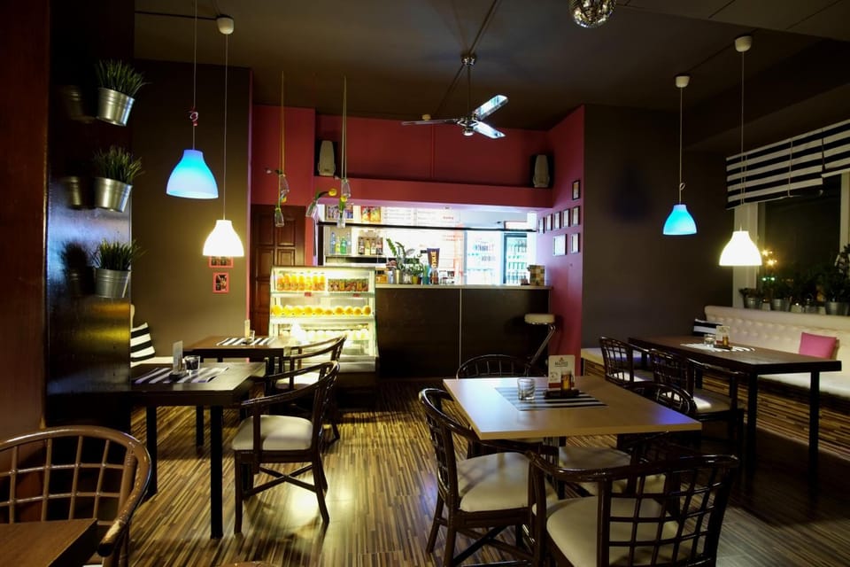 Bar/lounge