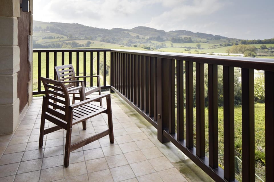 HOTEL GAINTZA Hotel in Basque Country