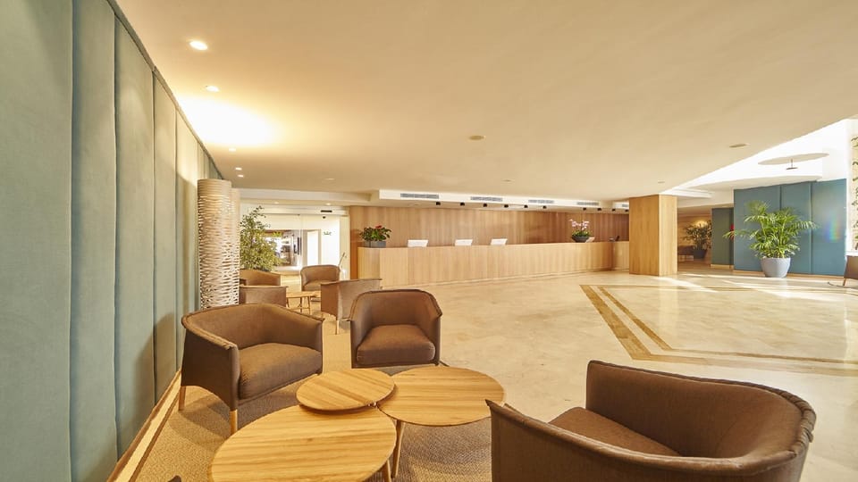 Prinsotel La Pineda Hotel Hotel in Llevant