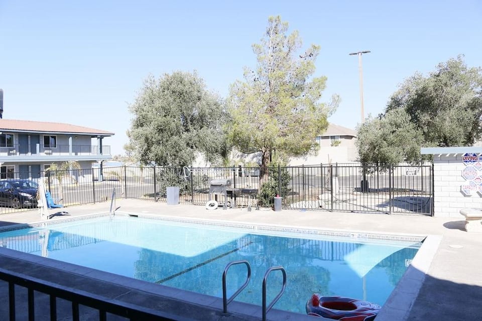 Beyond Stay Hotel Hotel in Victorville