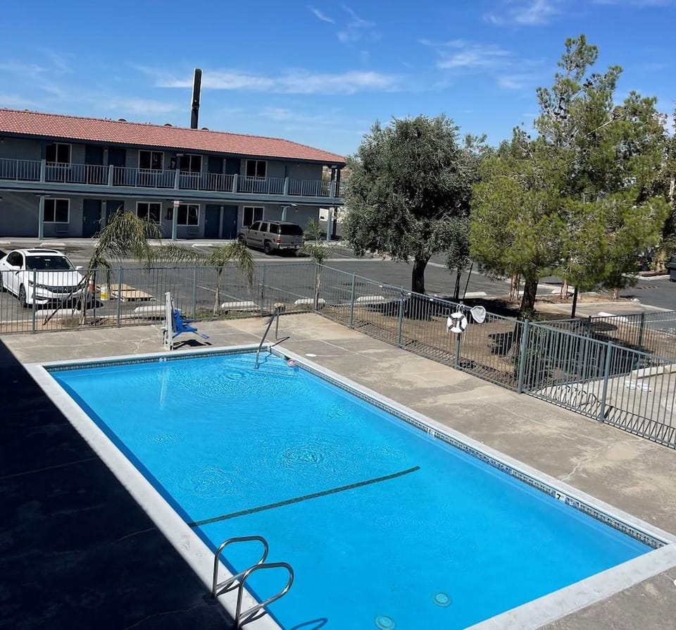 Beyond Stay Hotel Hotel in Victorville