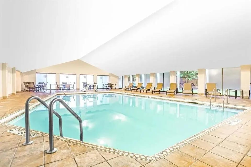 Finger Lakes Inn & Suites Hotel in Bath