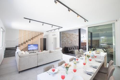Kube Luxury Villas Hotel in Ayia Napa