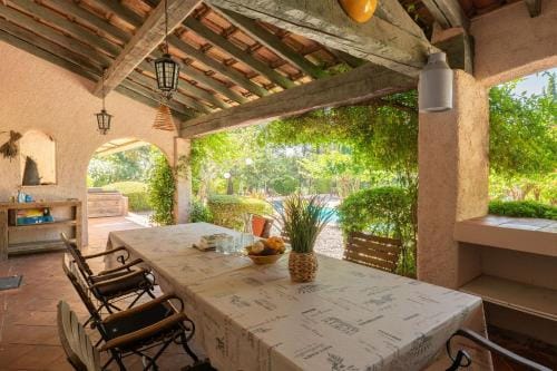 Mas de Charles Hotel in Lorgues