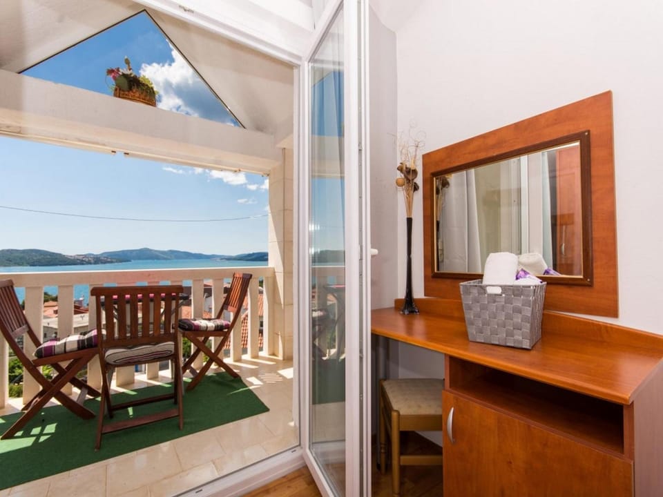 Villa Stil Hotel in Okrug Gornji