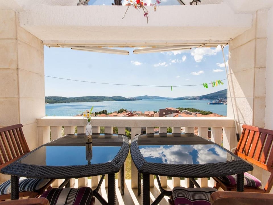 Villa Stil Hotel in Okrug Gornji