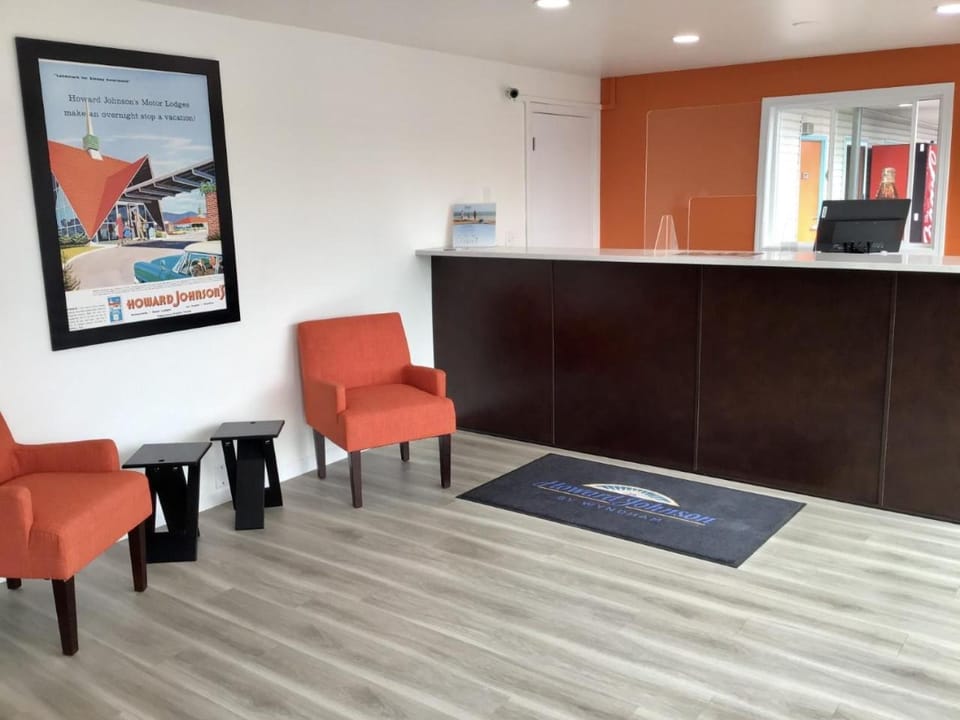 Howard Johnson by Wyndham Spokane North Hotel in Spokane