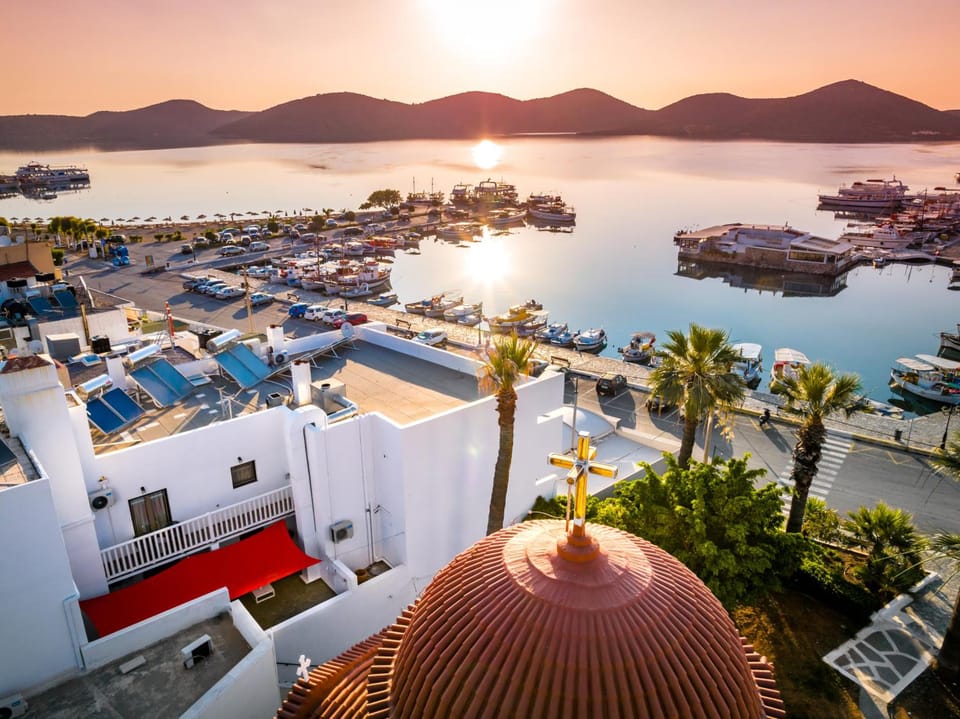 Kalypso Suites Hotel - Adults Only Hotel in Elounda