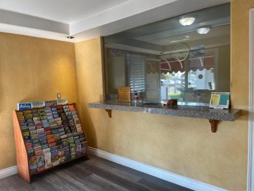 Legacy inn & suites Motel in Santa Ana