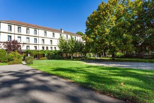 Hotel La Longeraie Hotel in Canton of Vaud