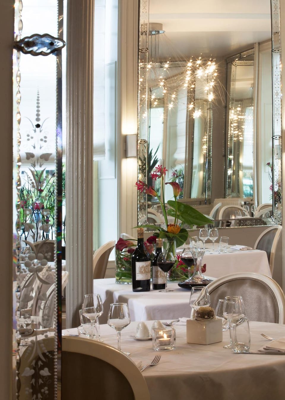 Hotel Restaurant Les Capucins Hotel in Switzerland