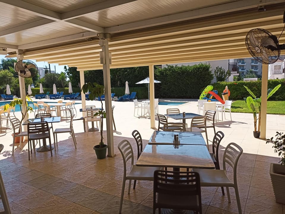 Mandalena Hotel Apartments Apartment hotel in Protaras