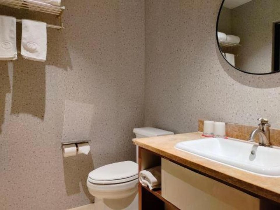 Linjiang International Cruise Hotel (Shanghai Youyi Road) Hotel in Shanghai