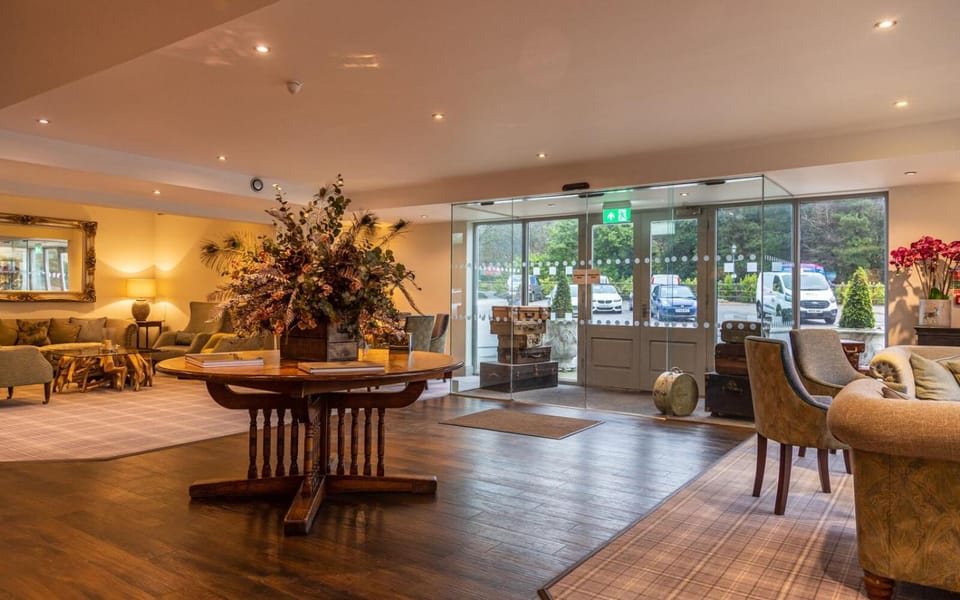 Peak Edge Hotel Hotel in North East Derbyshire District