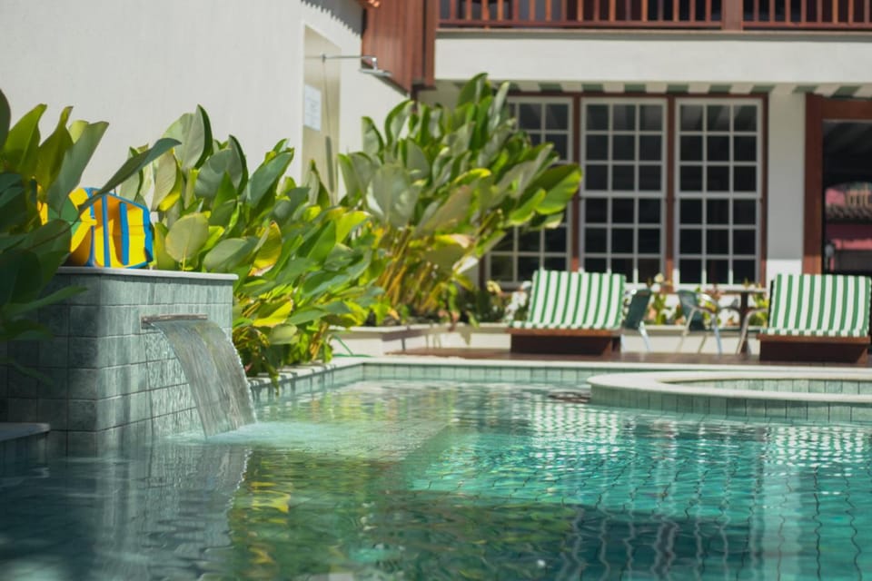 Pousada Valhacouto Inn in Paraty