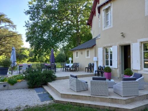 Chateau de la Coudraie et La Petite Coudraie Hotel in Centre-Val de Loire