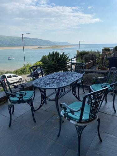 No6 Hotel in Barmouth