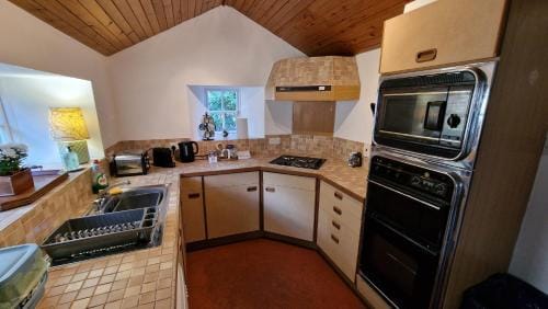 Cambus O' May Traditional Highland Hotel Hotel in Scotland
